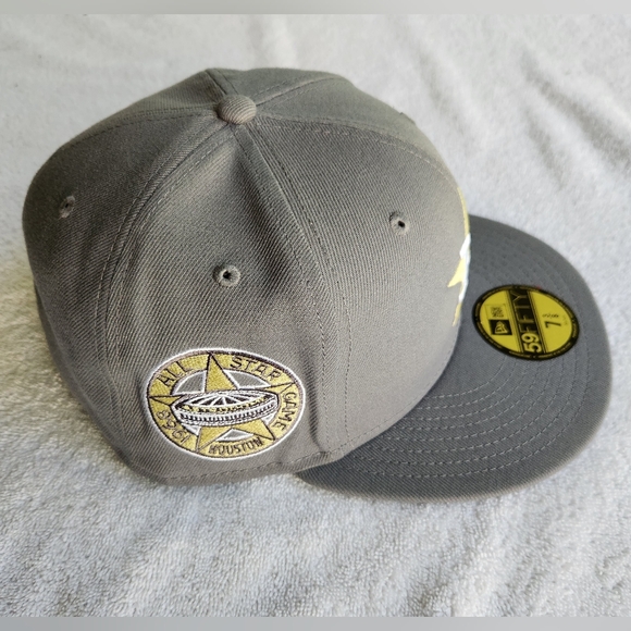 ASTROS|New Era Cooperstown Collection|Silver Gold White|Size 7 3/8|Side Patch - Picture 2 of 4